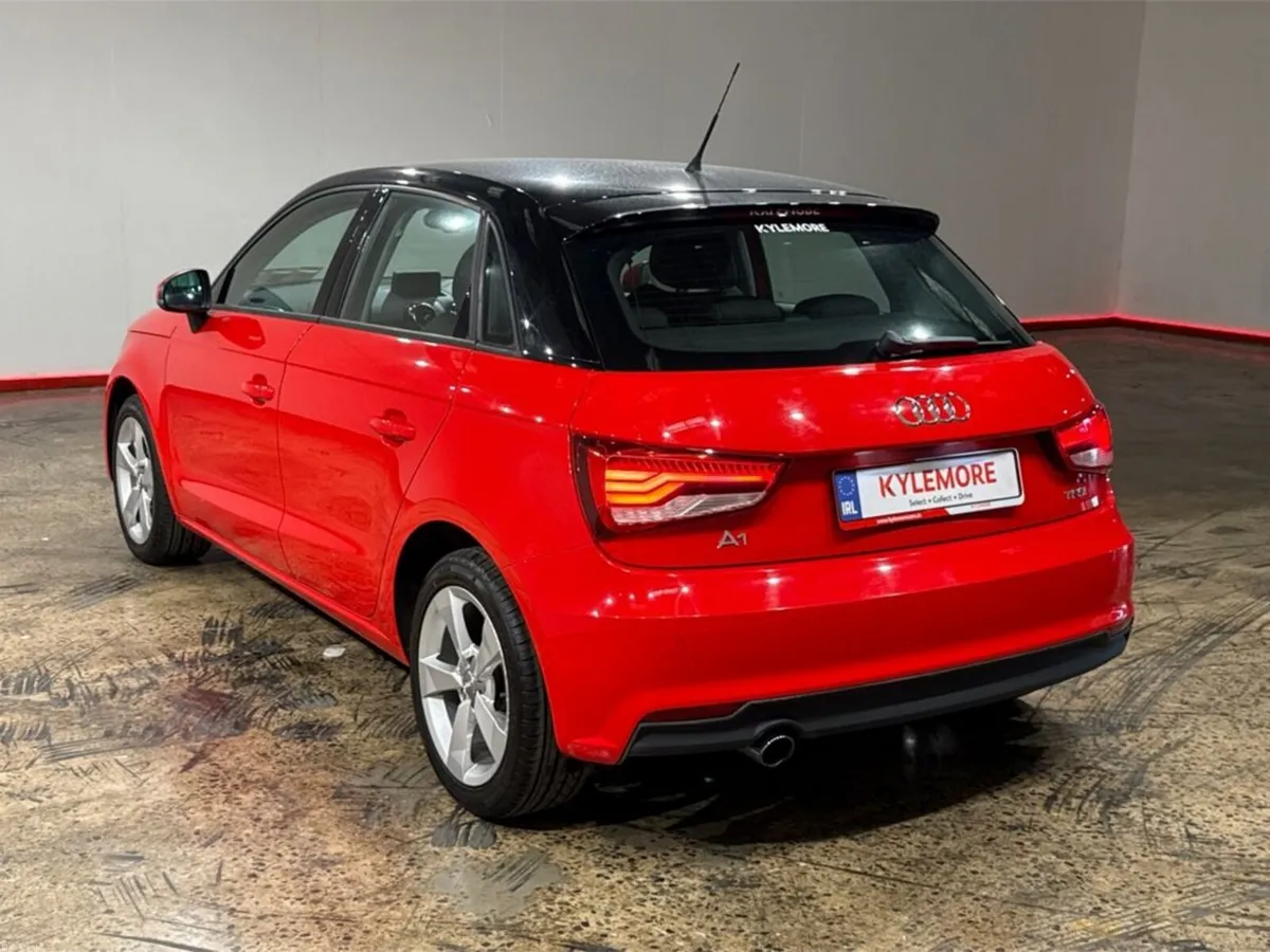 Audi A1 1.0 TFSI AUTOMATIC - RED/BLACK TWO TONE - - Image 5
