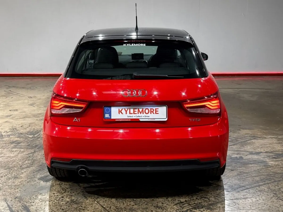 Audi A1 1.0 TFSI AUTOMATIC - RED/BLACK TWO TONE - - Image 4