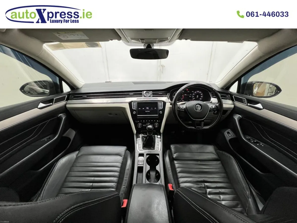Volkswagen Passat 2.0 Highline, Manual - Image 2