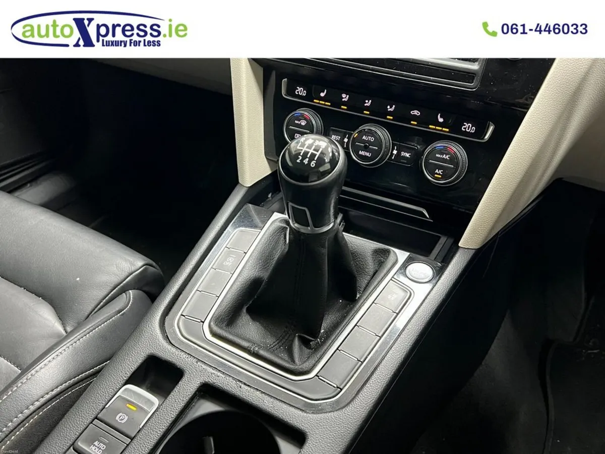Volkswagen Passat 2.0 Highline, Manual - Image 4