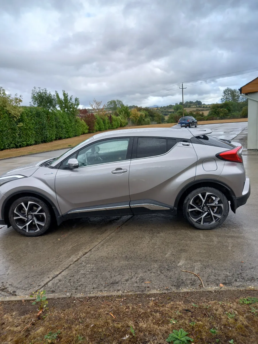 2019 Toyota C-HR 1.8 Petrol Hybrid - Image 5