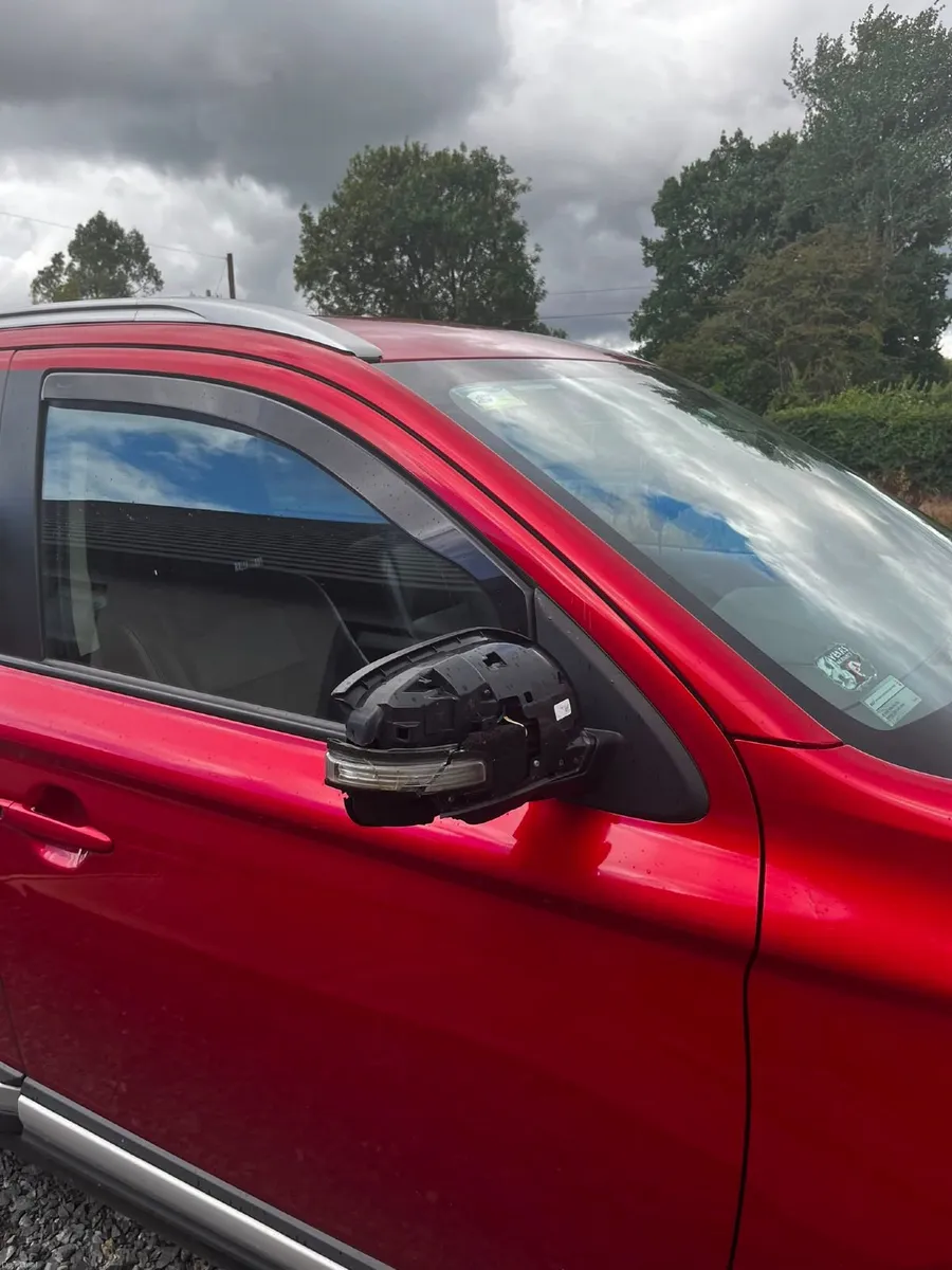 Mitsubishi Outlander 2016 - Image 4
