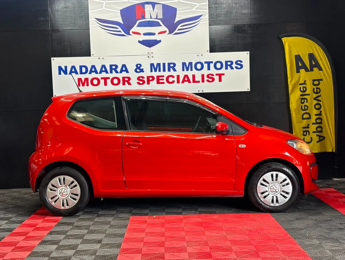2016 Volkswagen up ! Auto - Image 2