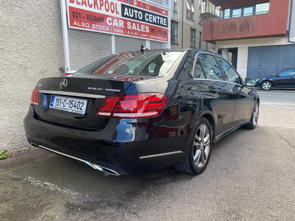 Mercedes-Benz E-Class 2015 - Image 3
