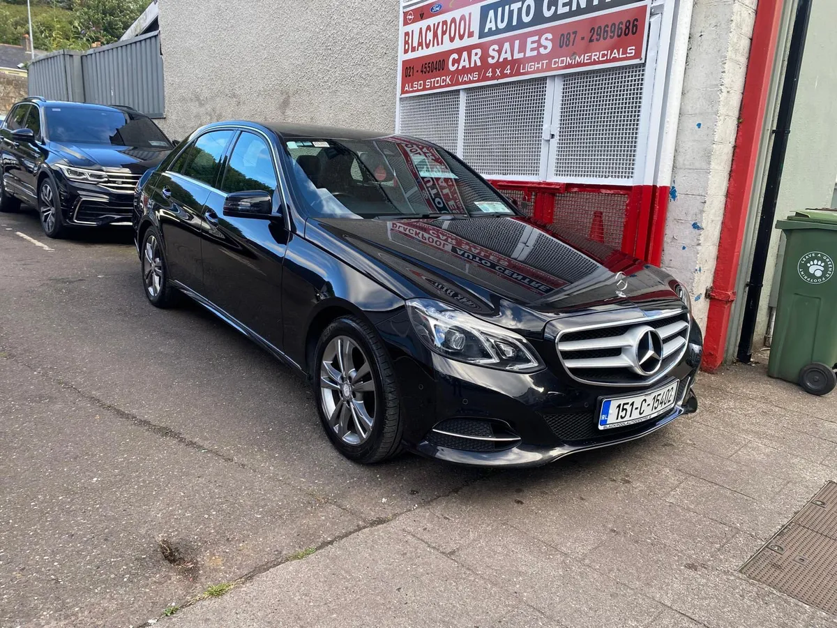 Mercedes-Benz E-Class 2015 - Image 4
