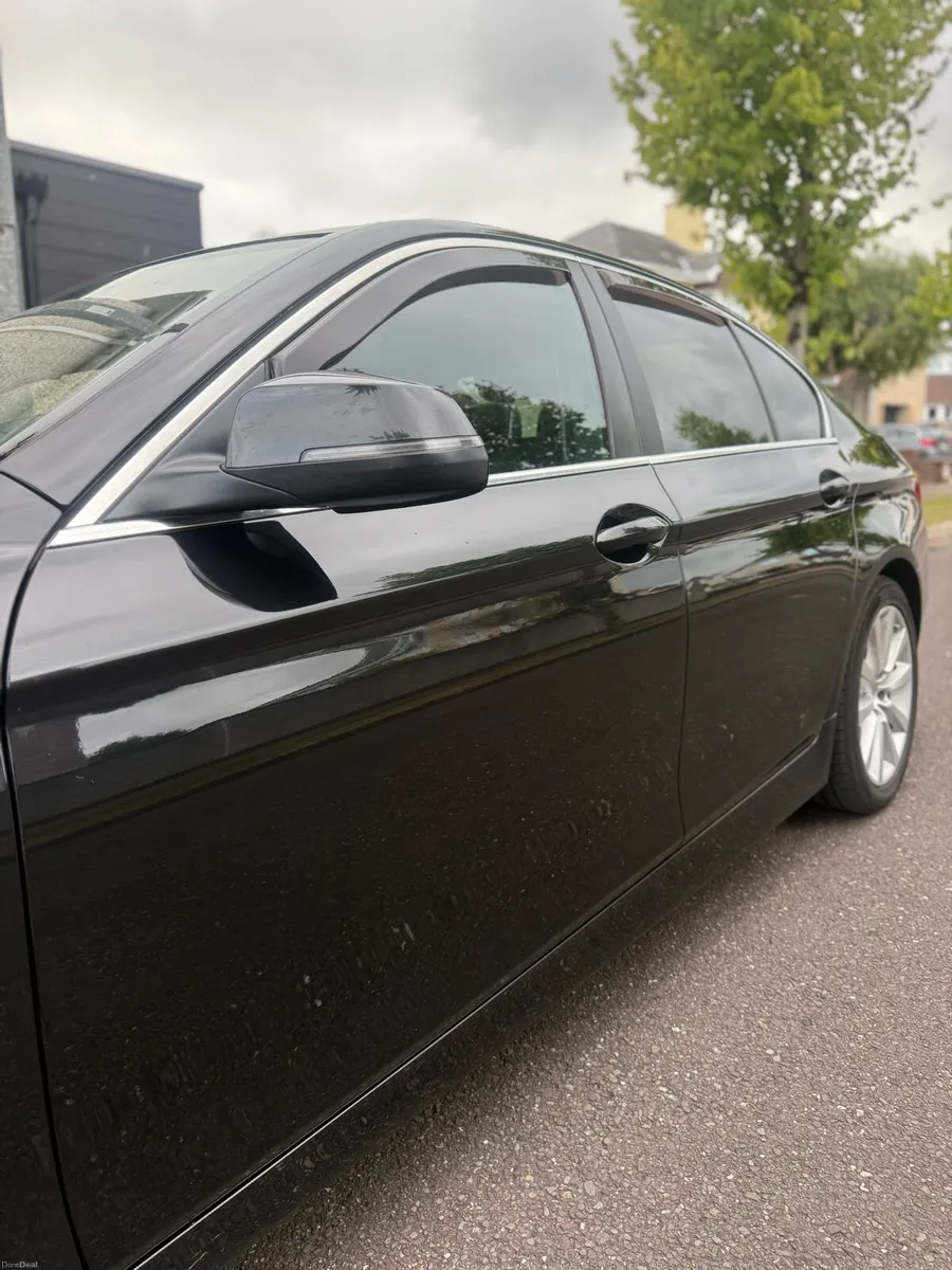 2014 Bmw 520D - Image 4
