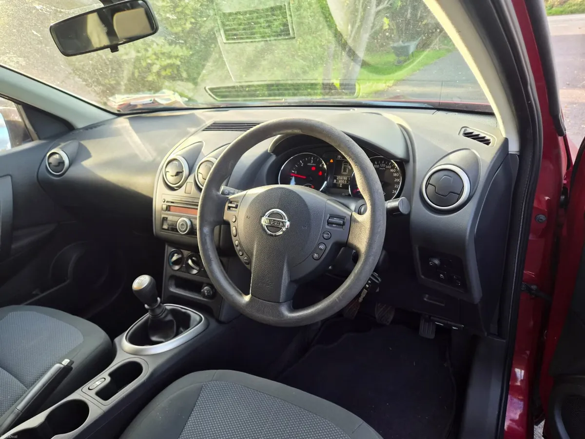Nissan Qashqai 2012 - Image 5