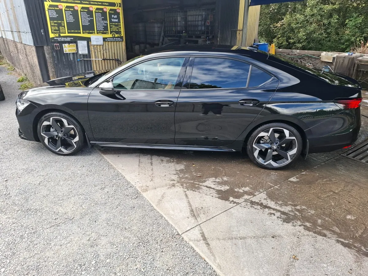 Skoda Superb 2026 - Image 4