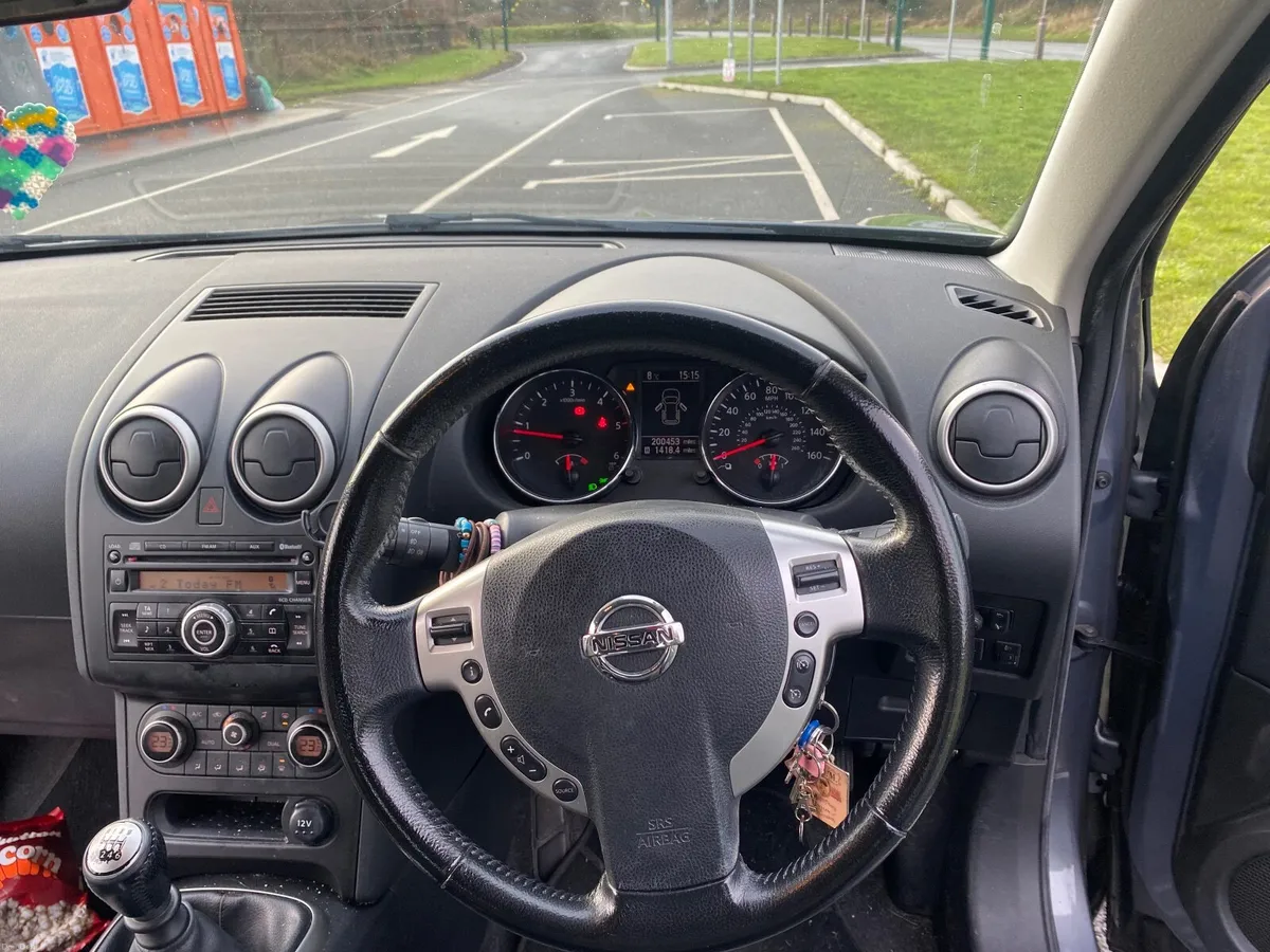 Nissan Qashqai 2010 - Image 5