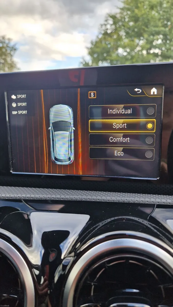 Mercedes-Benz A-Class AMG line 2.0 DSL Auto - Image 6