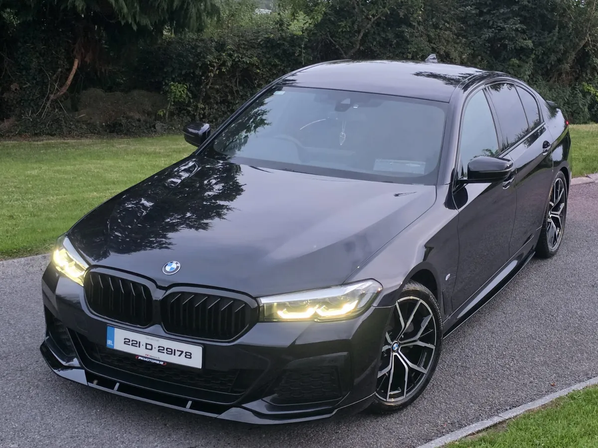BMW 5-Series 2022 520D - Image 4