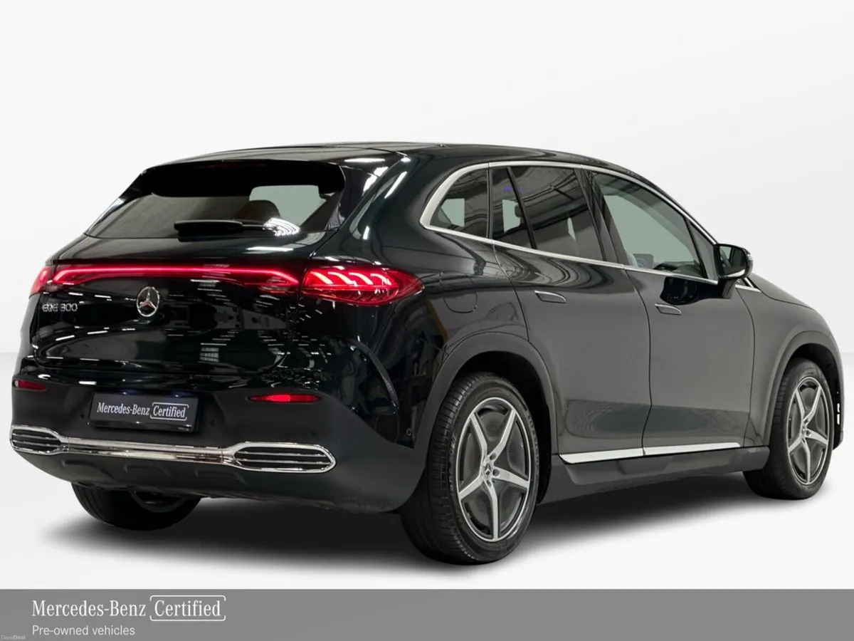 Mercedes-Benz EQE EQE300 SUV AMG Line - Image 3