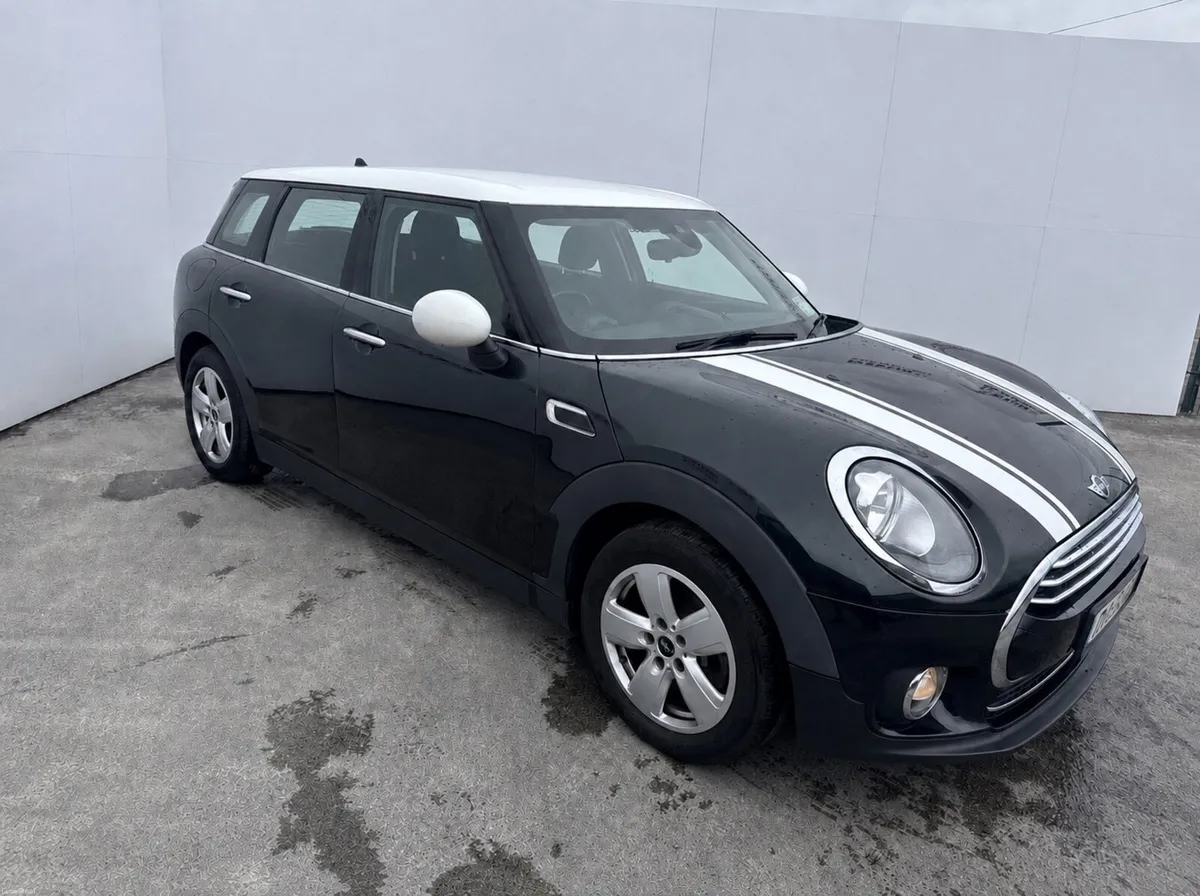 2017 Mini Cooper D Clubman - Image 1