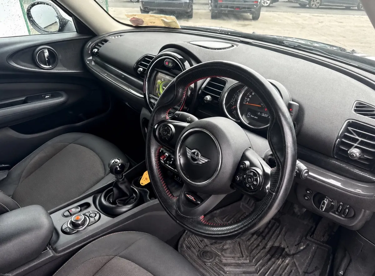 2017 Mini Cooper D Clubman - Image 4