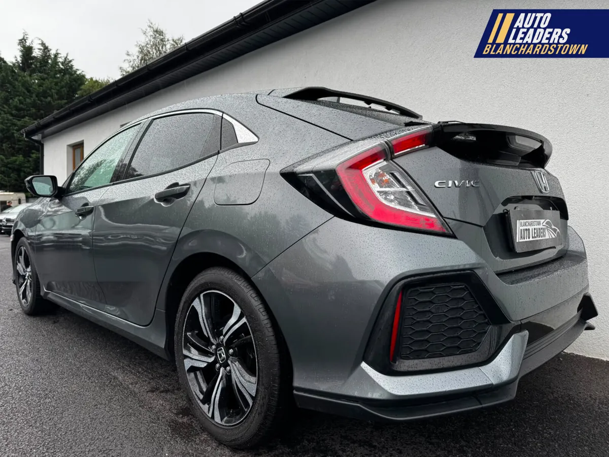 HONDA CIVIC 1.6 I-DTEC PREMIUM 120BHP SKY VIEW - Image 4