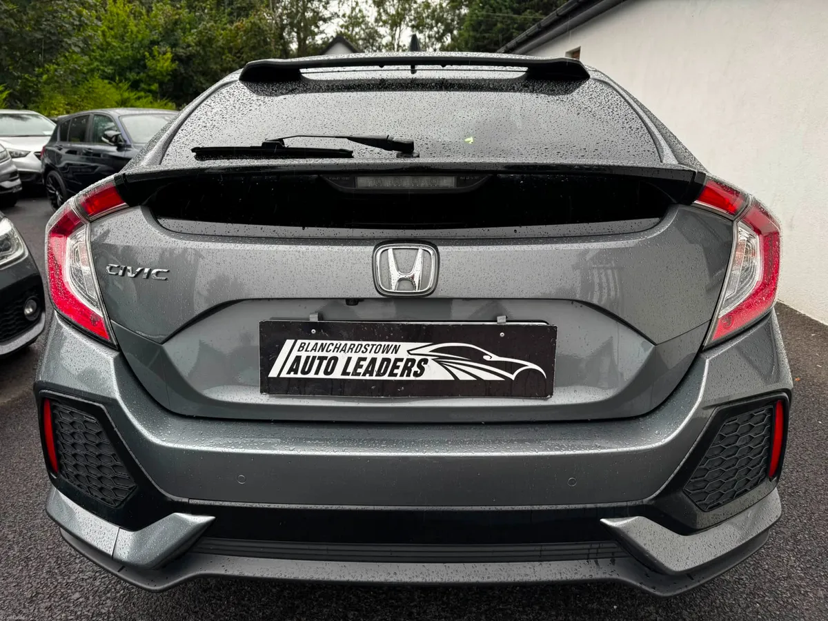 HONDA CIVIC 1.6 I-DTEC PREMIUM 120BHP SKY VIEW - Image 6