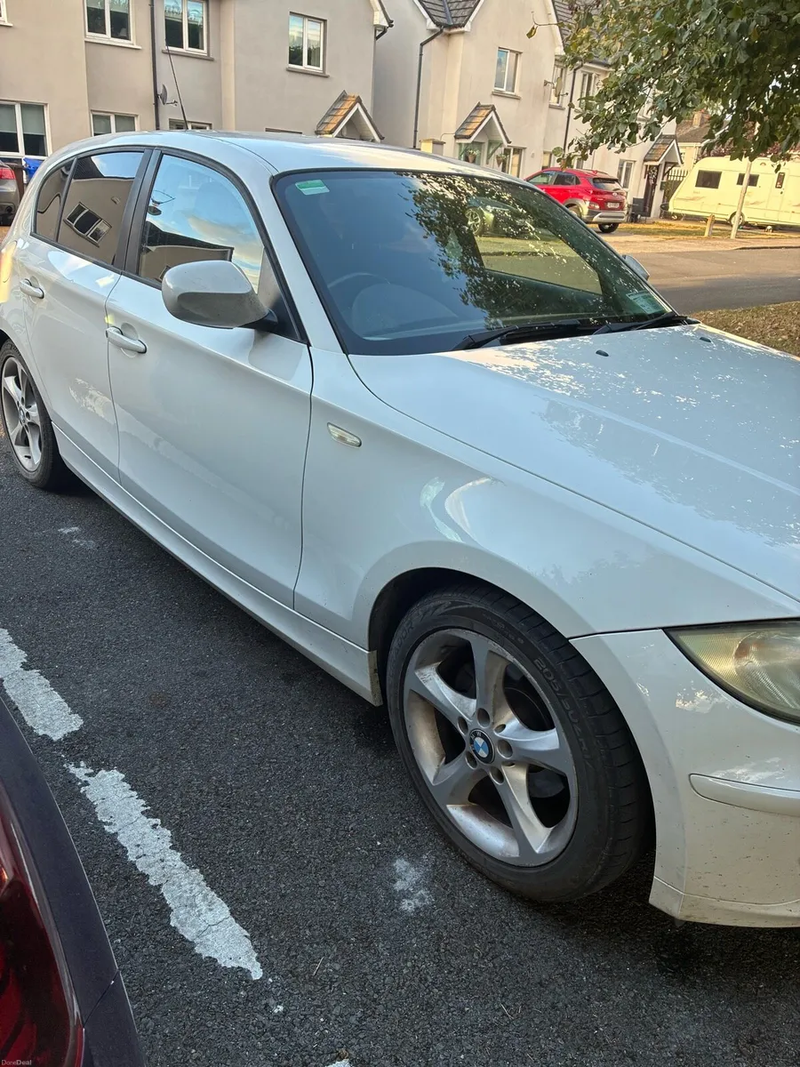 BMW 1 series - Image 2