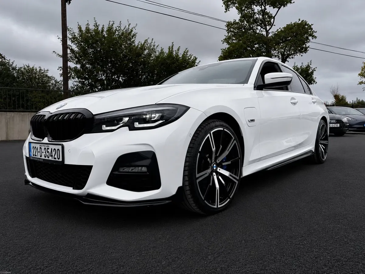 2022 BMW 330E M SPORT MPERFORMANCE - Image 2