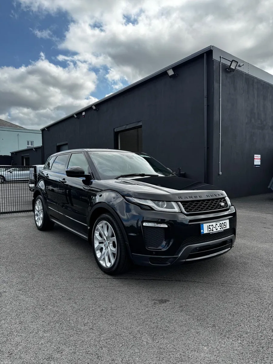 Land Rover - Image 1