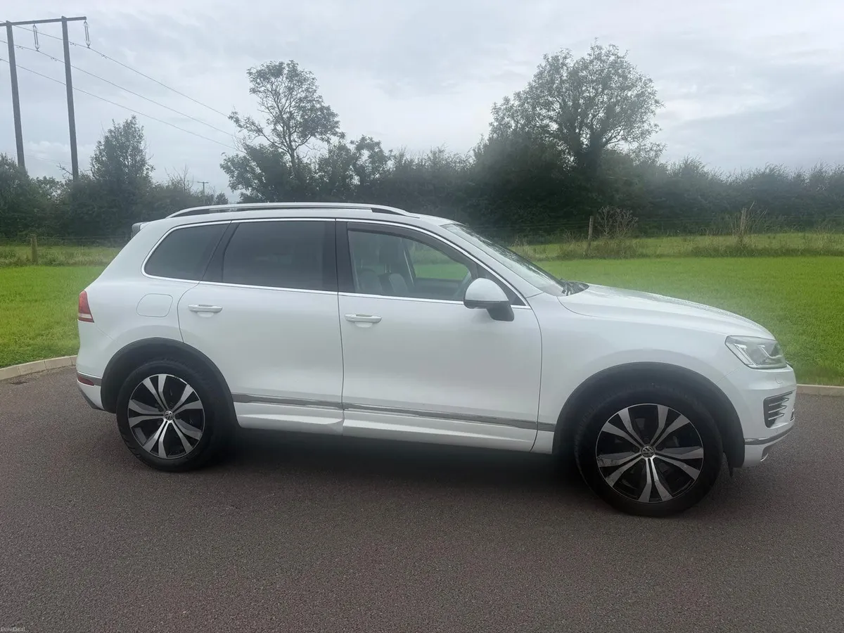 Volkswagen Touareg 2018 - Image 4