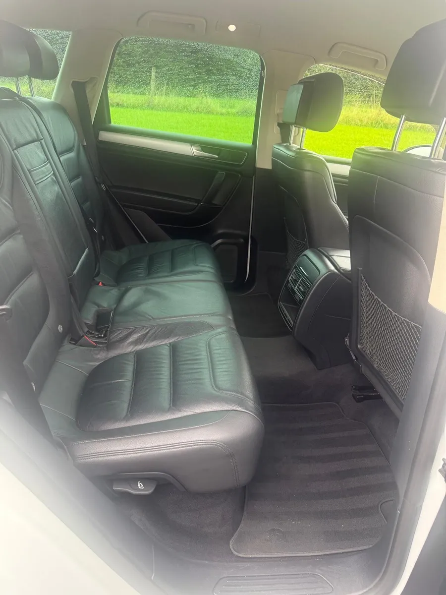 Volkswagen Touareg 2018 - Image 5