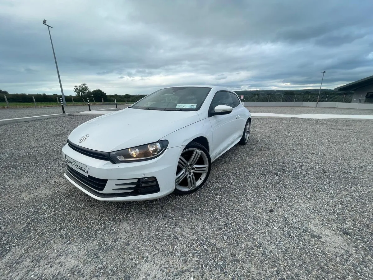 VW Scirocco R-line 2.0 TDI 2015 - Image 4