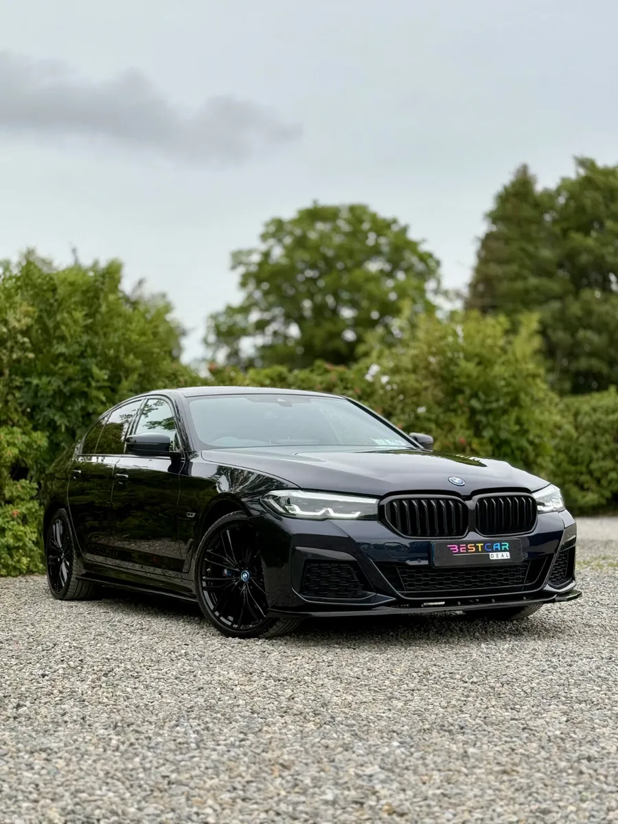 2023 BMW 530e M Sport 2.0 Plug-In Hybrid Automatic - Image 3