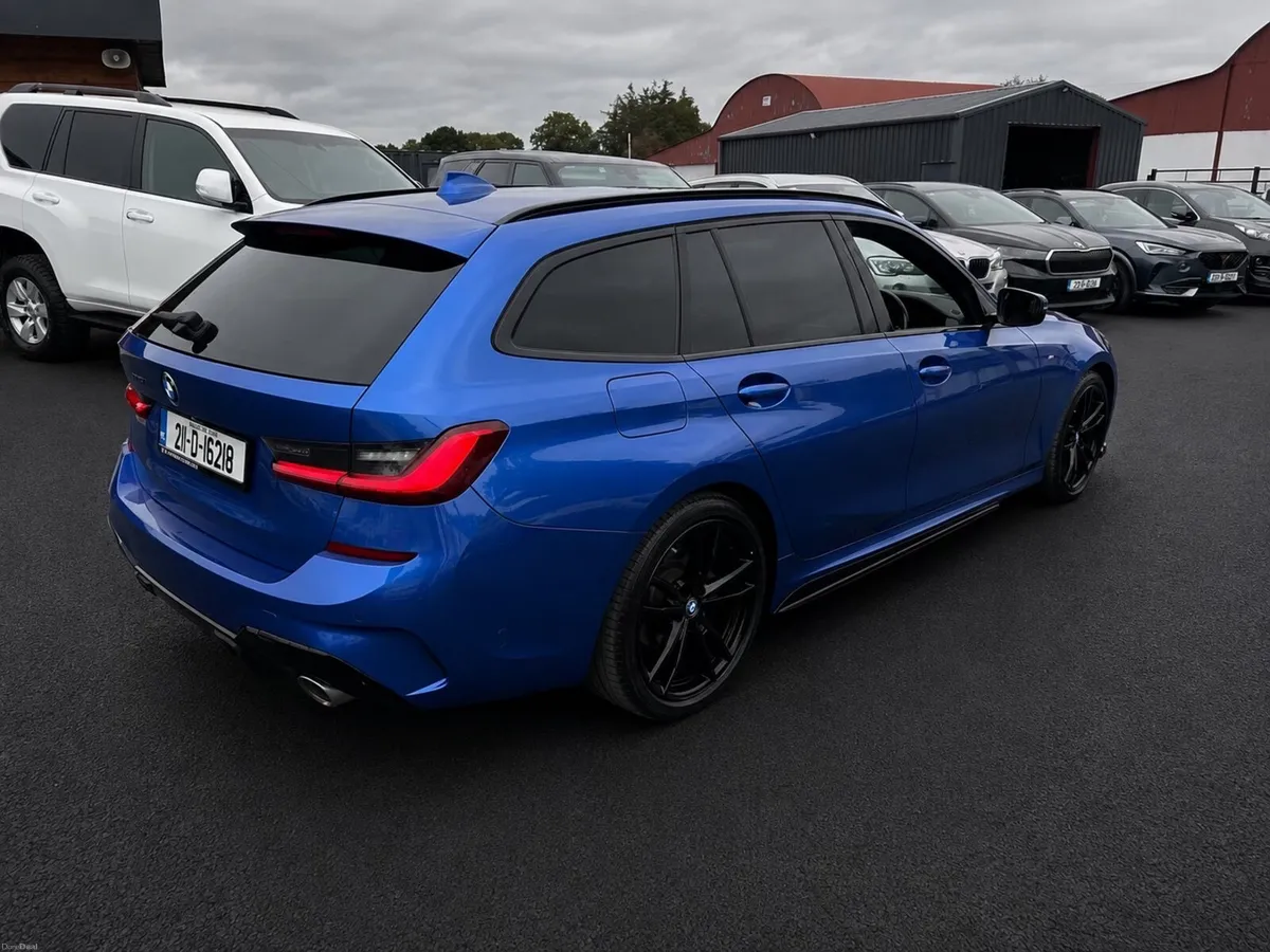 211 BMW 320D XDRIVE MSPORT TOURING - Image 5