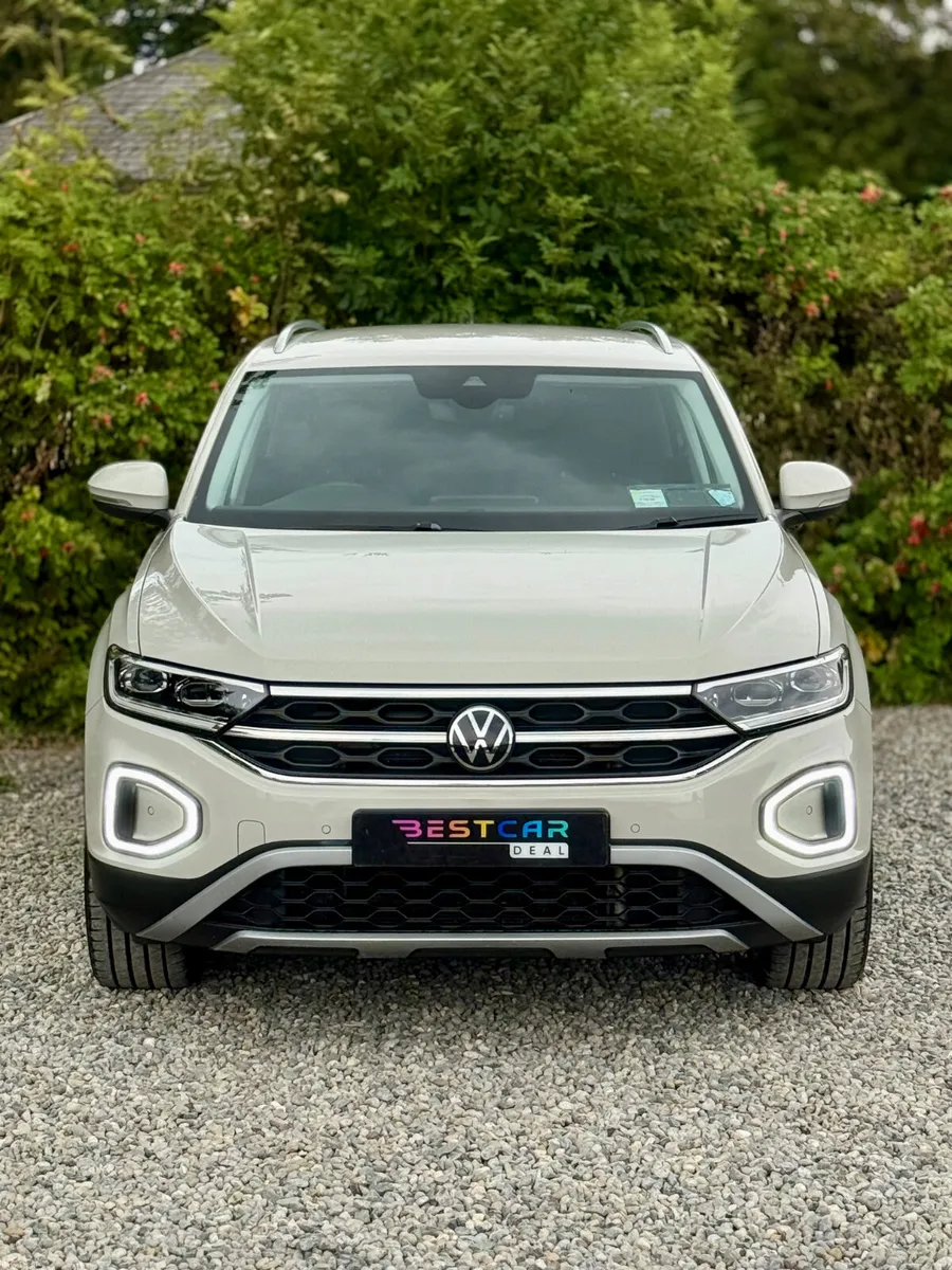 2023 Volkswagen T-Roc Style 1.5TSI 150HP Automatic - Image 5