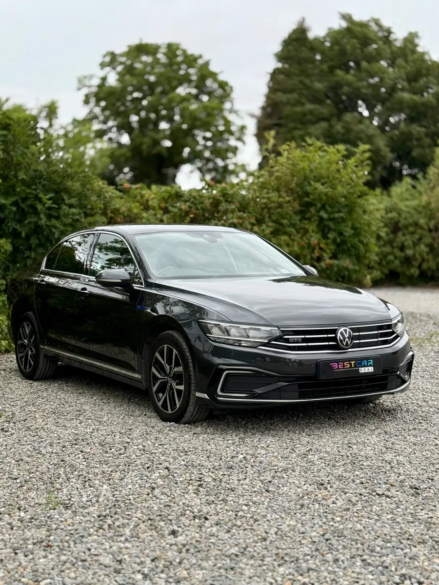 2021 Vw Passat GTE 1.4 TSI PHEV 218HP DSG  Auto - Image 2