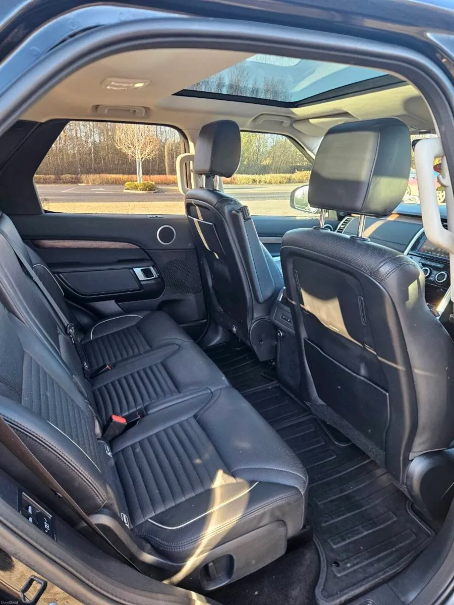 Landrover Discovery 7 seater - Image 6