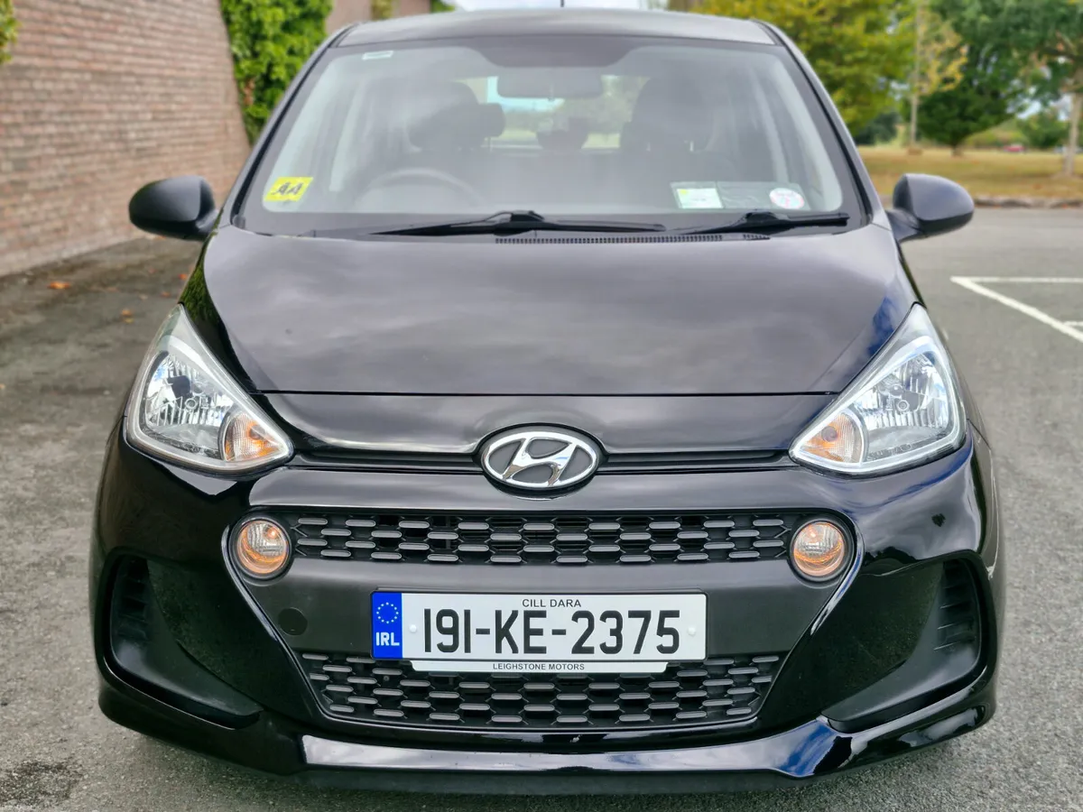 Hyundai i10 LOW KMS FINANCE AVAILABLE - Image 3