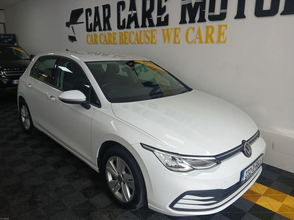 Volkswagen Golf Life 1.0 TSI Mhev 110HP 5 - Image 2