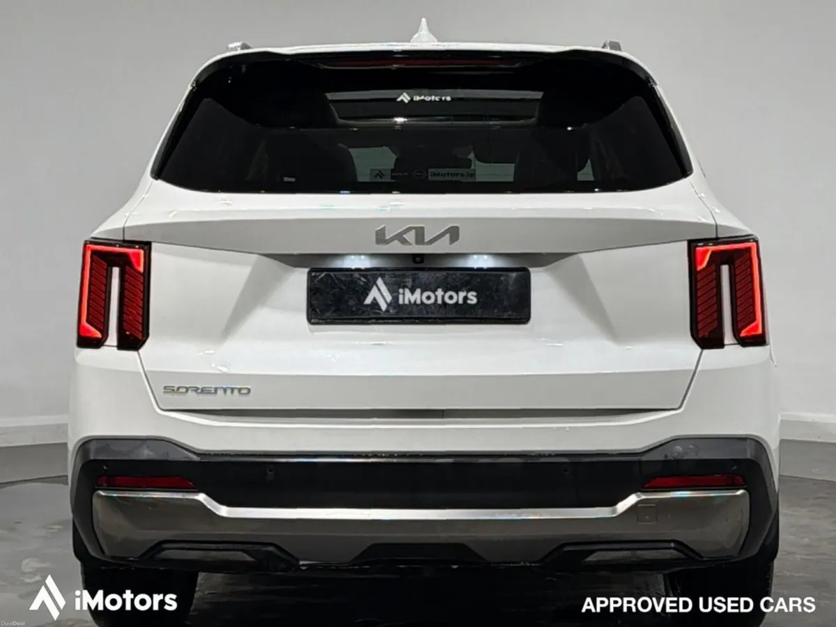 Kia Sorento DIESEL 7 SEATER SUNROOF PE - Image 4