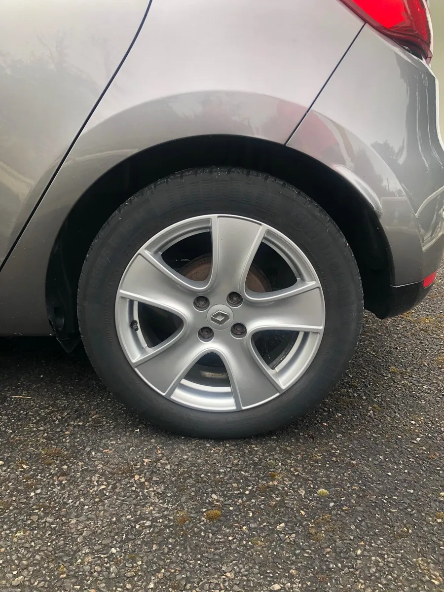 Renault Clio 2016 - Image 6