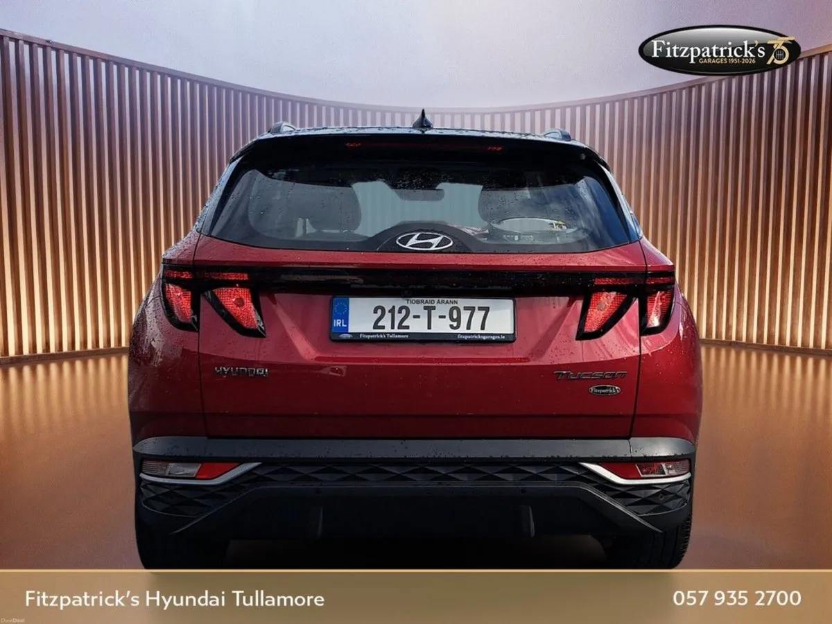 Hyundai Tucson Executive with Black Roof 1.6 Diese - Image 6