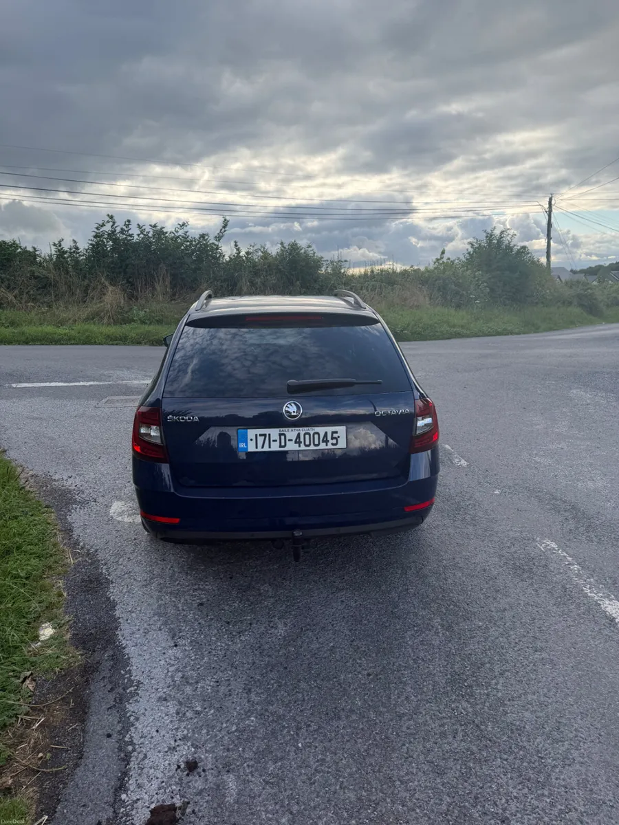 Skoda Octavia 2017 - Image 3