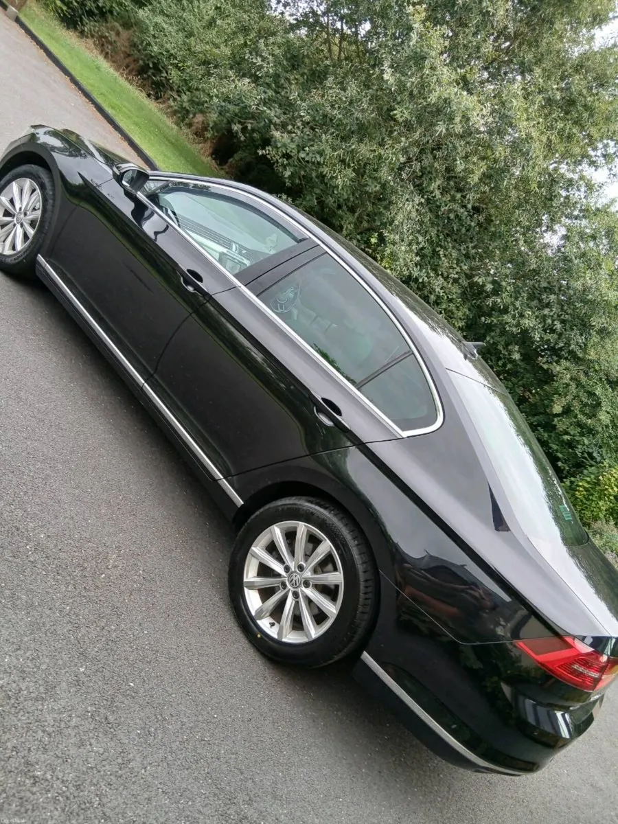 Car - Image 2