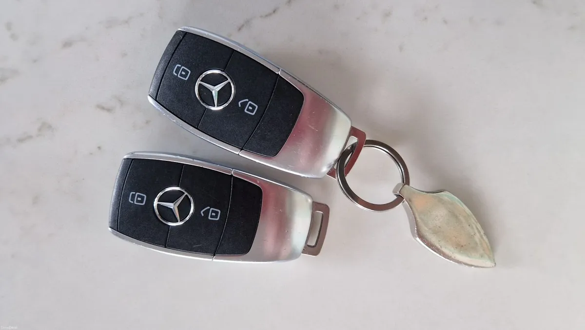 Mercedes-Benz A-Class AMG line 2.0 DSL Auto - Image 4