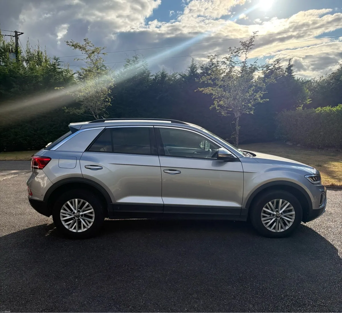 Volkswagen T-Roc - Image 3