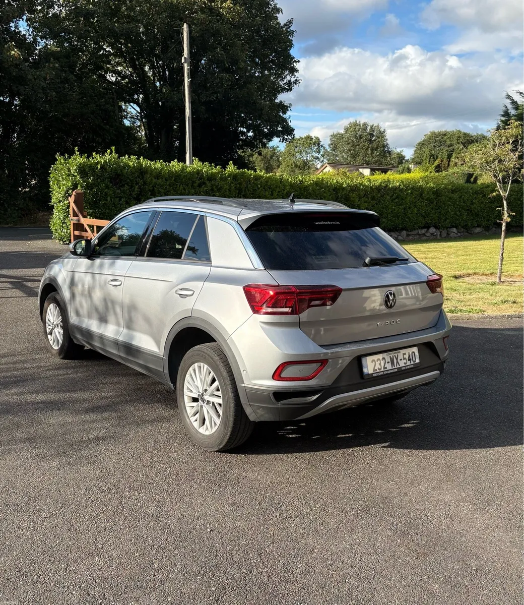 Volkswagen T-Roc - Image 5