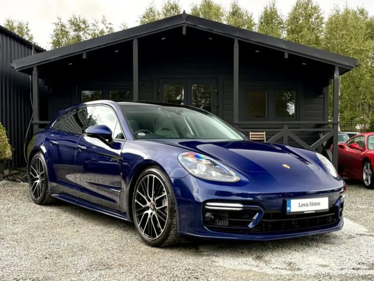 Porsche Panamera 4 E-HYBRID SPORT TURISMO PLATINUM - Image 1
