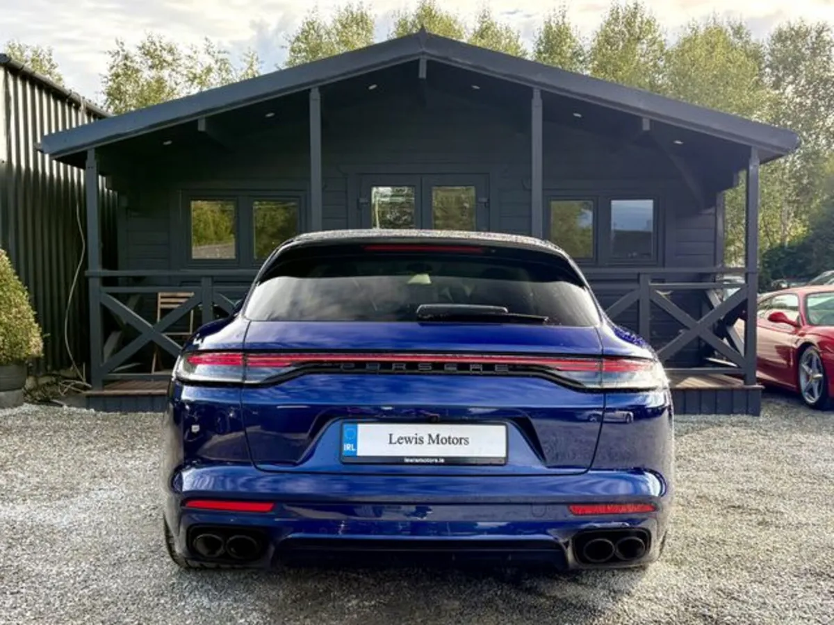 Porsche Panamera 4 E-HYBRID SPORT TURISMO PLATINUM - Image 5