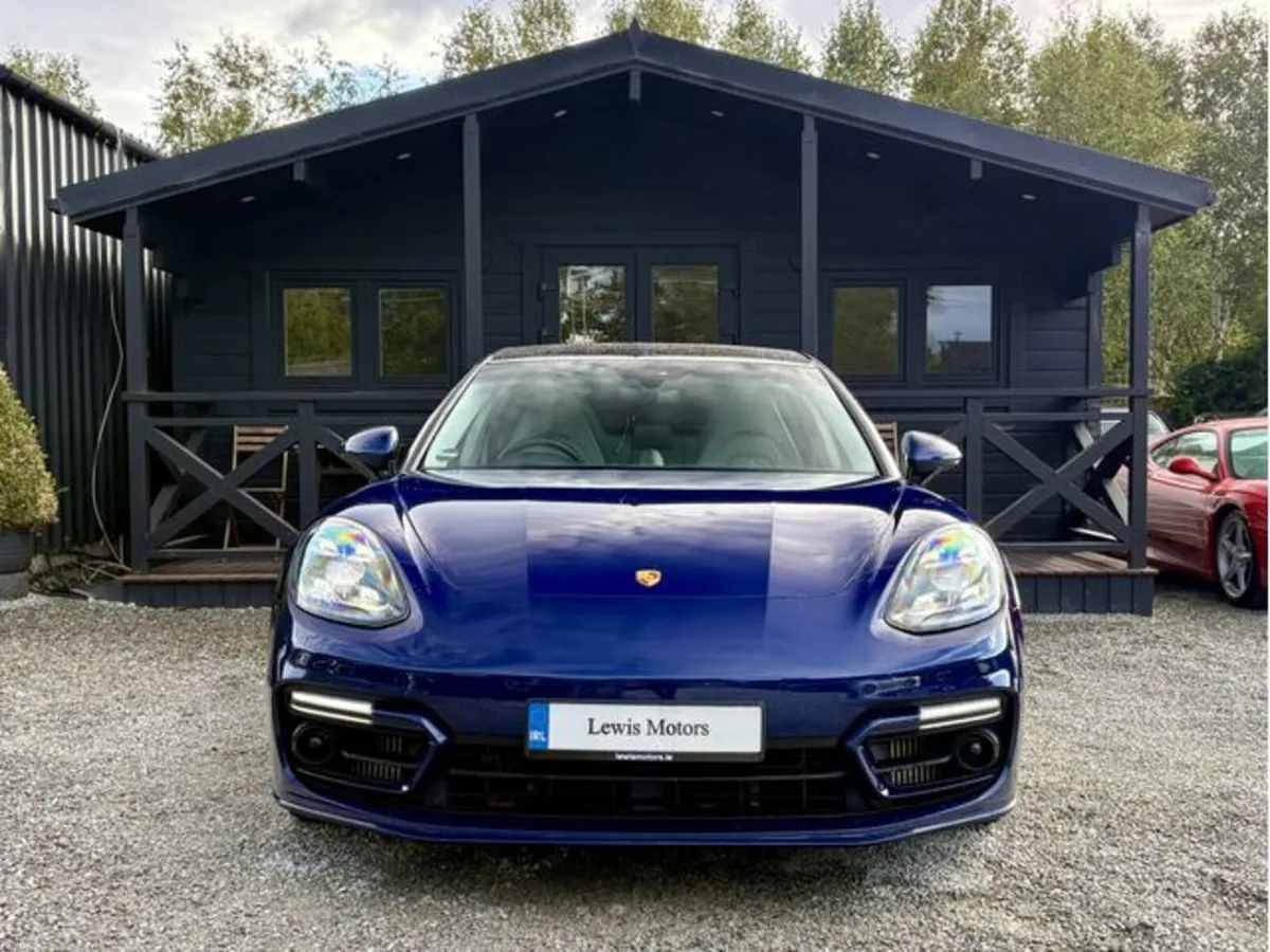 Porsche Panamera 4 E-HYBRID SPORT TURISMO PLATINUM - Image 2