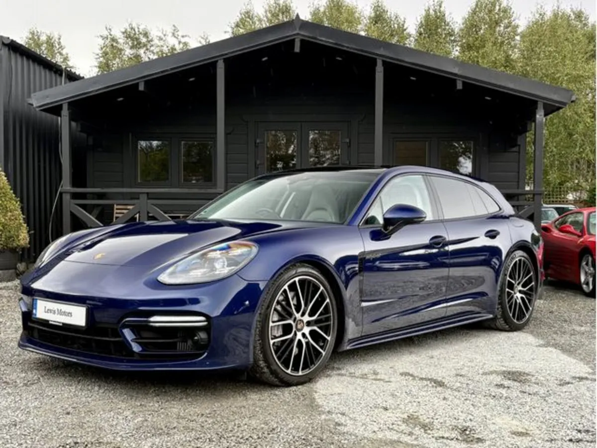 Porsche Panamera 4 E-HYBRID SPORT TURISMO PLATINUM - Image 3