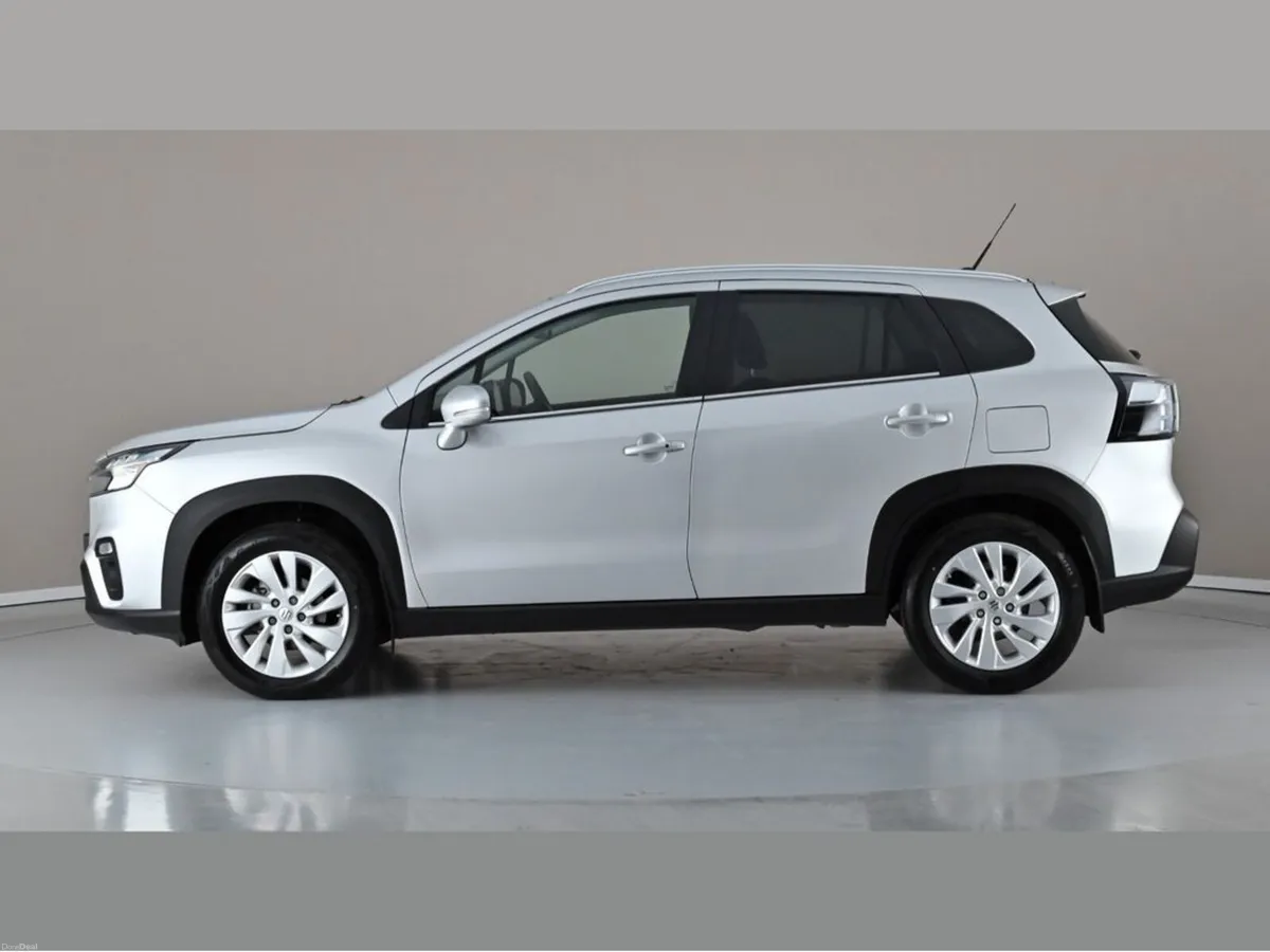 Suzuki S-CROSS 1.4 B/jet Hybrid Motion - Image 3