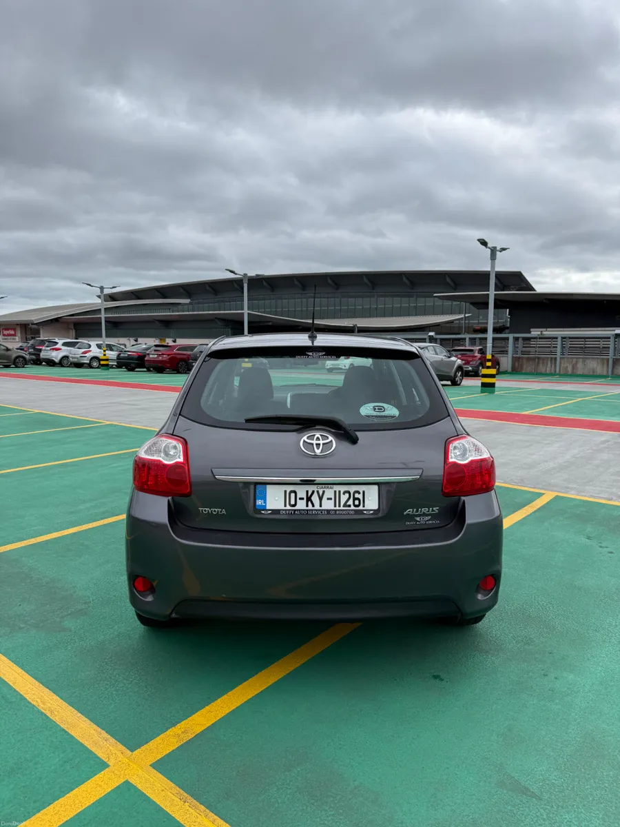 2010 Toyota Auris 1.3 Petrol - PERFECT STARTER - Image 6