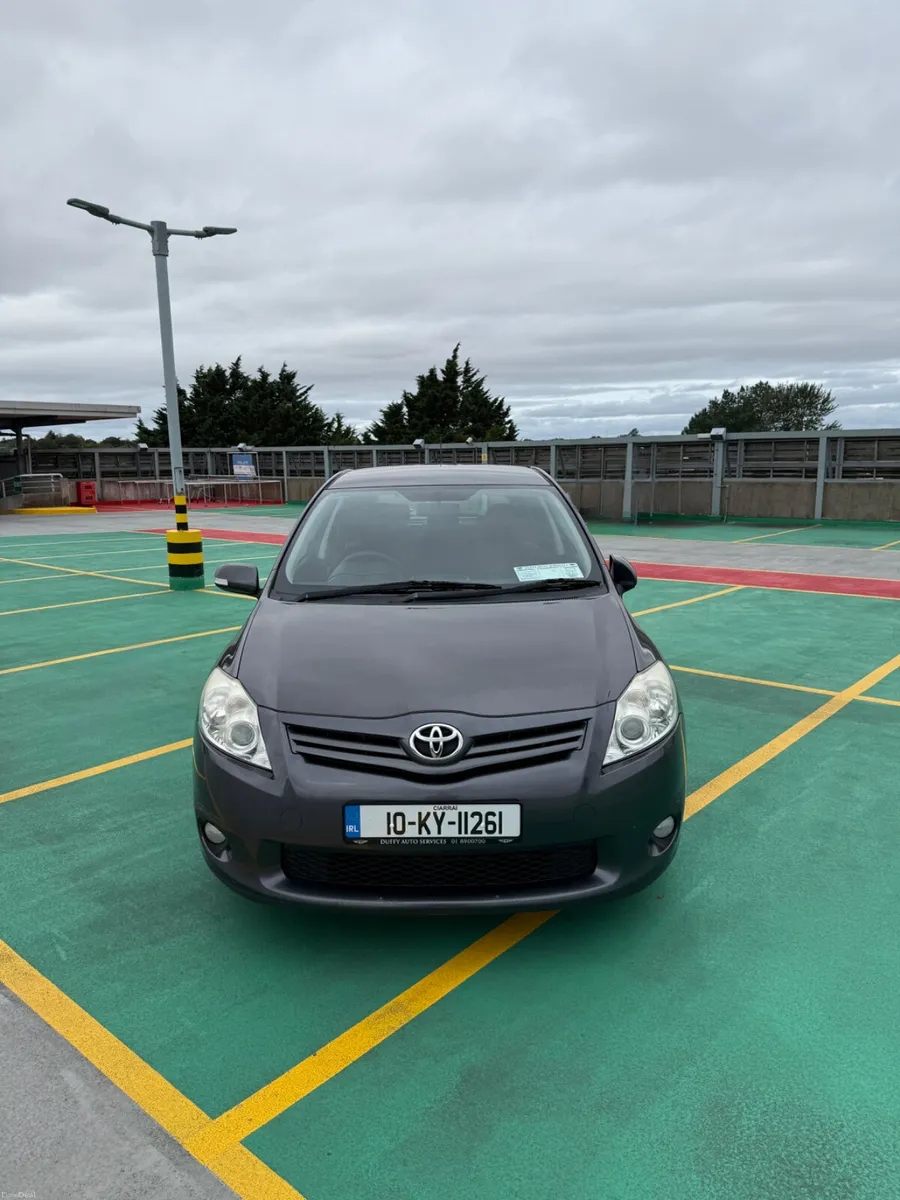 2010 Toyota Auris 1.3 Petrol - PERFECT STARTER - Image 2