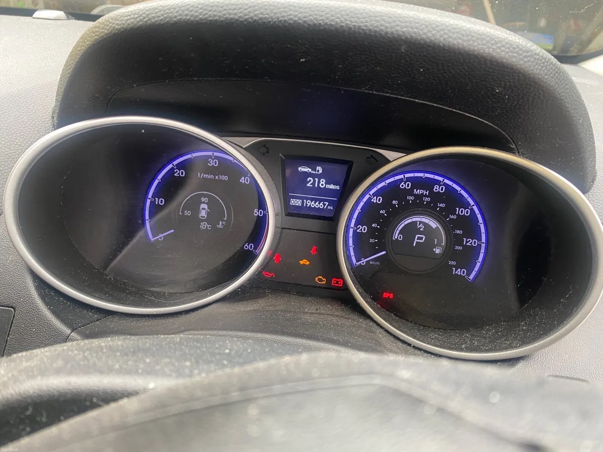 Hyundai ix35 2012 - Image 2