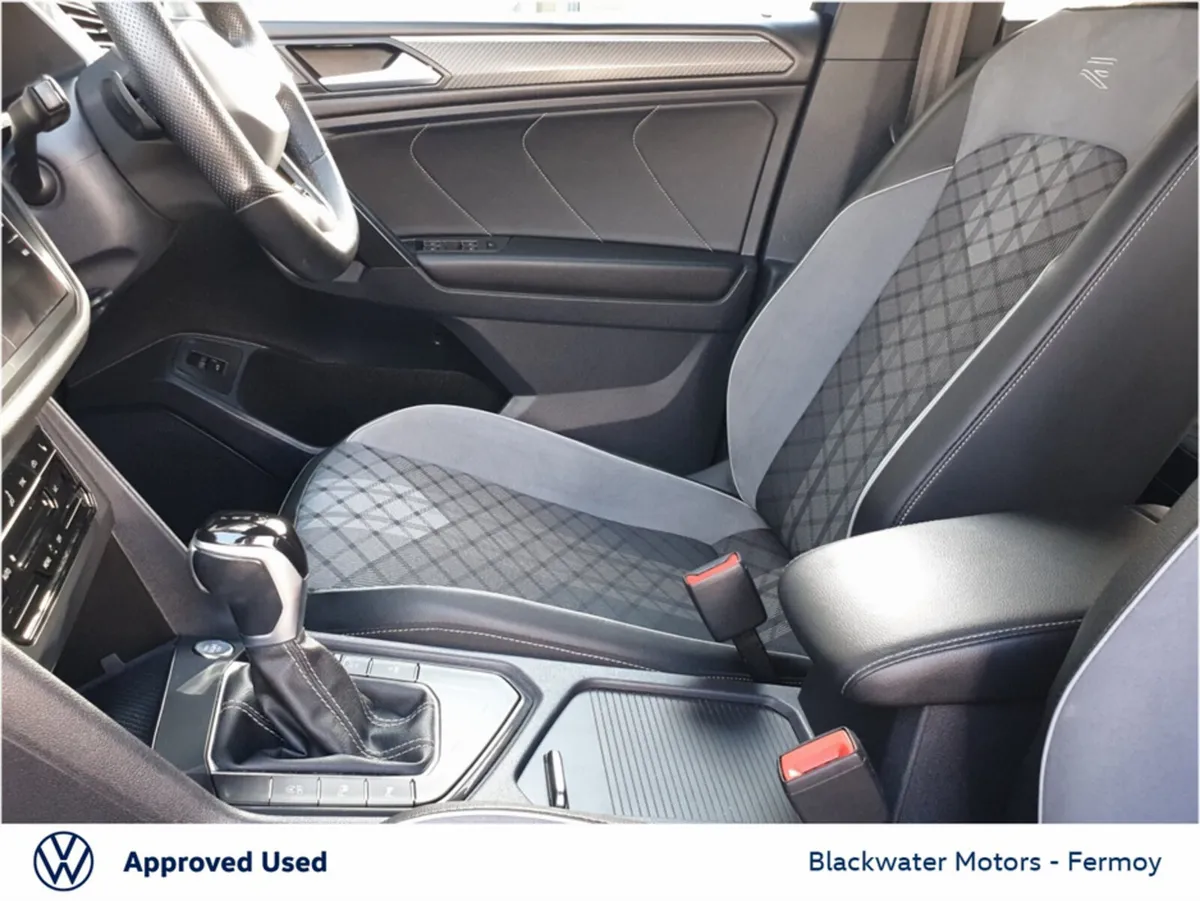 Volkswagen Tiguan Allspace 2.0TDI 150BHP R-LINE AU - Image 4